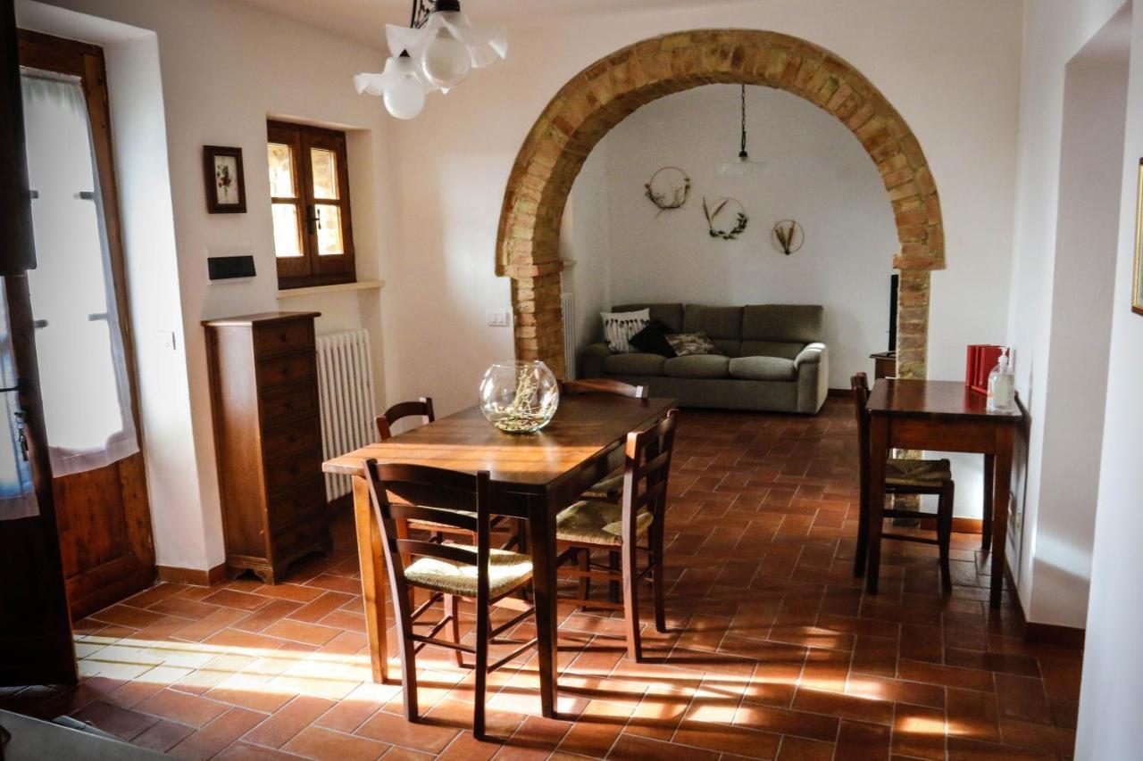 Agriturismo Bombina Villa Montisi Esterno foto